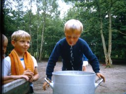 0DIA 1984 RAVAKAMP